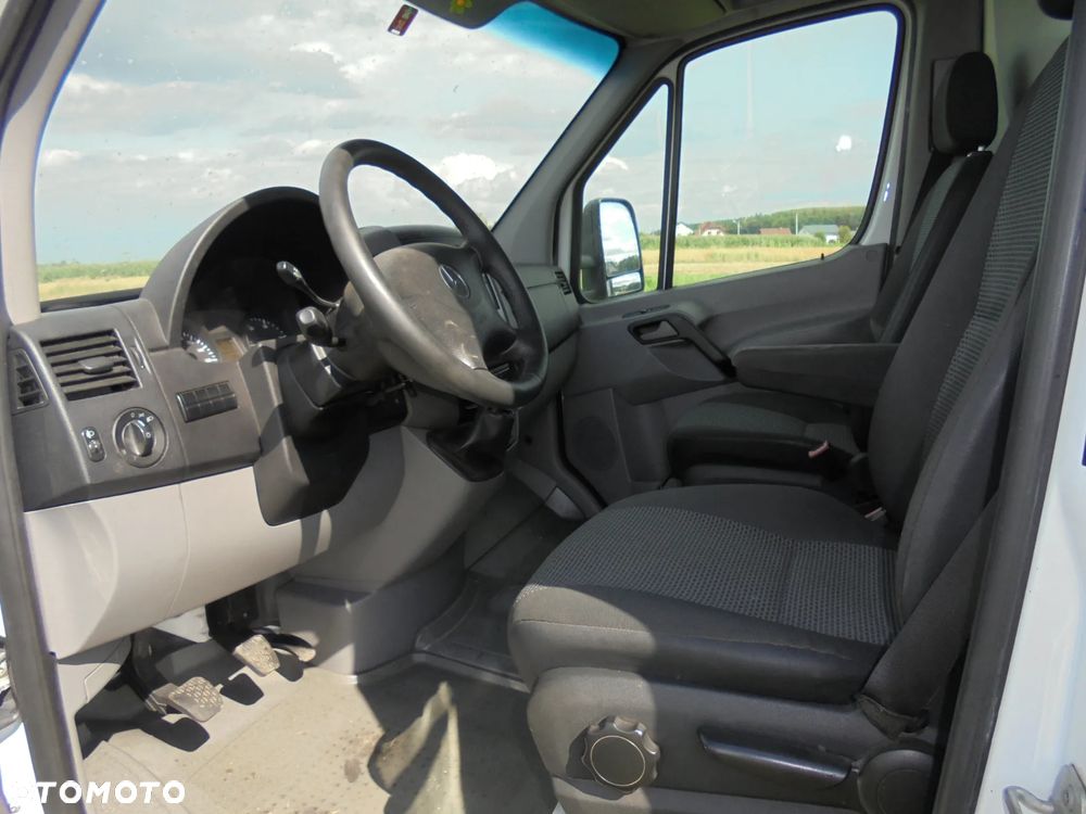 Mercedes-Benz 316 CDI Sprinter 906 313 315 311 - 6