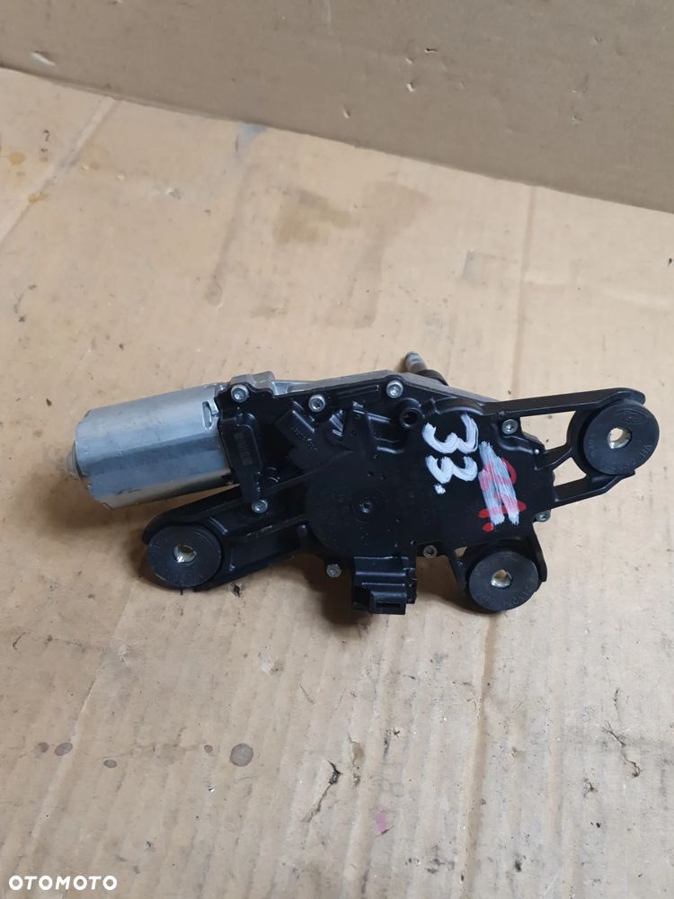 } SILNICZEK WYCIERACZKI TYŁ FORD FIESTA MK7 nr 8A61-A17K441-AD / 0390201215 - 1