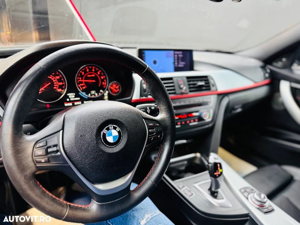 BMW Seria 3 328i Aut. - 10