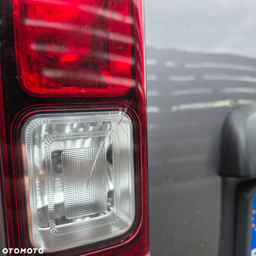 Renault Trafic 2.0 dCi EDC - 30