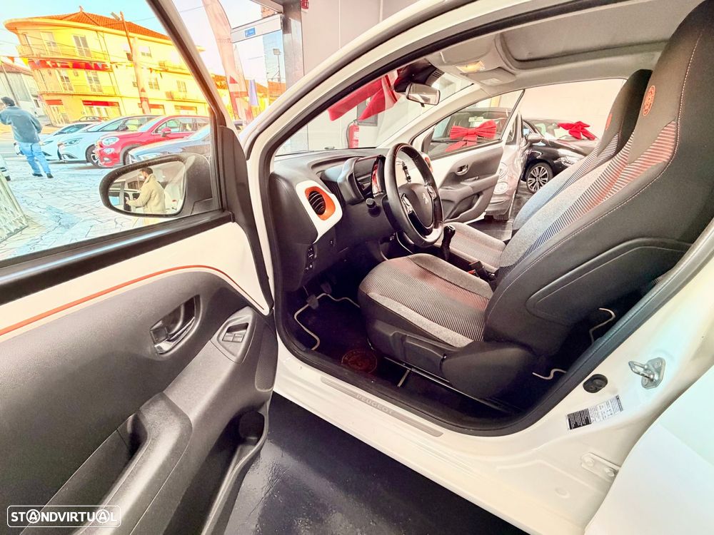 Peugeot 108 1.2 PureTech Roland Garros - 17