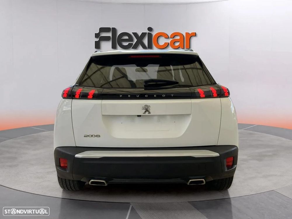 Peugeot 2008 1.2 PureTech Allure - 5