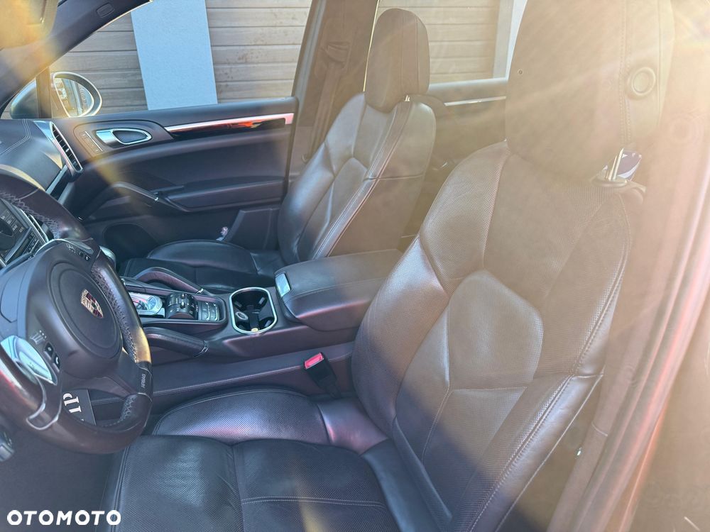 Porsche Cayenne Diesel - 11