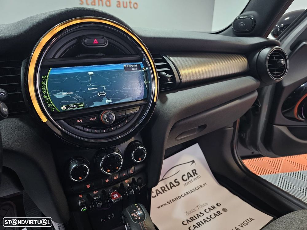 MINI 5 Portas Cooper SD Auto Desportiva - 20