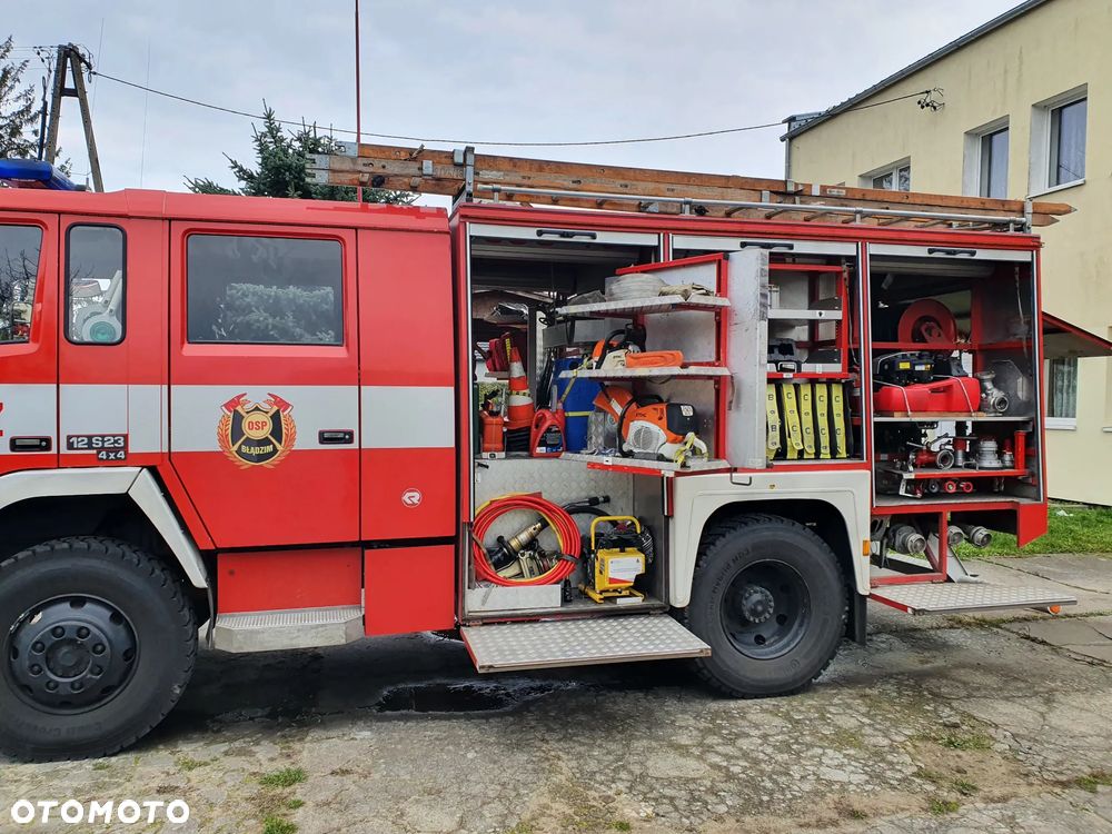 Steyr 4x4 12S23 pożarniczy strażacki - 15