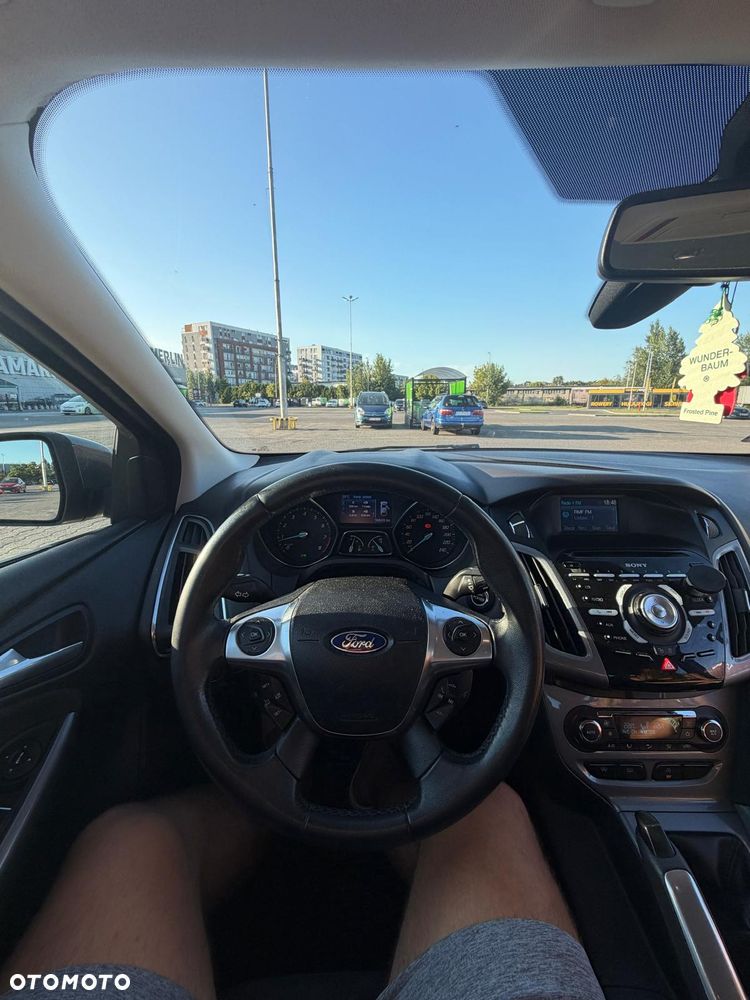 Ford Focus 1.6 EcoBoost Trend - 15