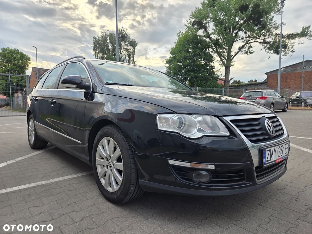 Volkswagen Passat 2.0 TDI DPF BlueMotion Technology Comfortline - 3