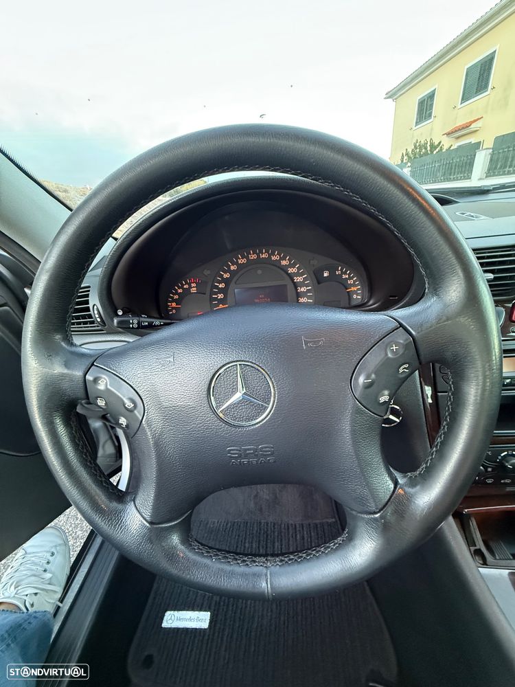 Mercedes-Benz C 220 - 12