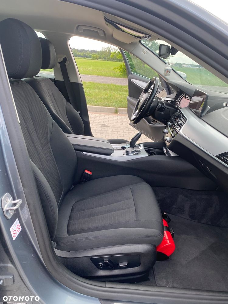 BMW Seria 5 520i - 16