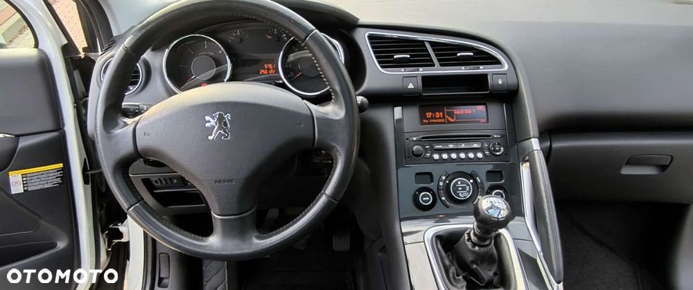 Peugeot 3008 - 29