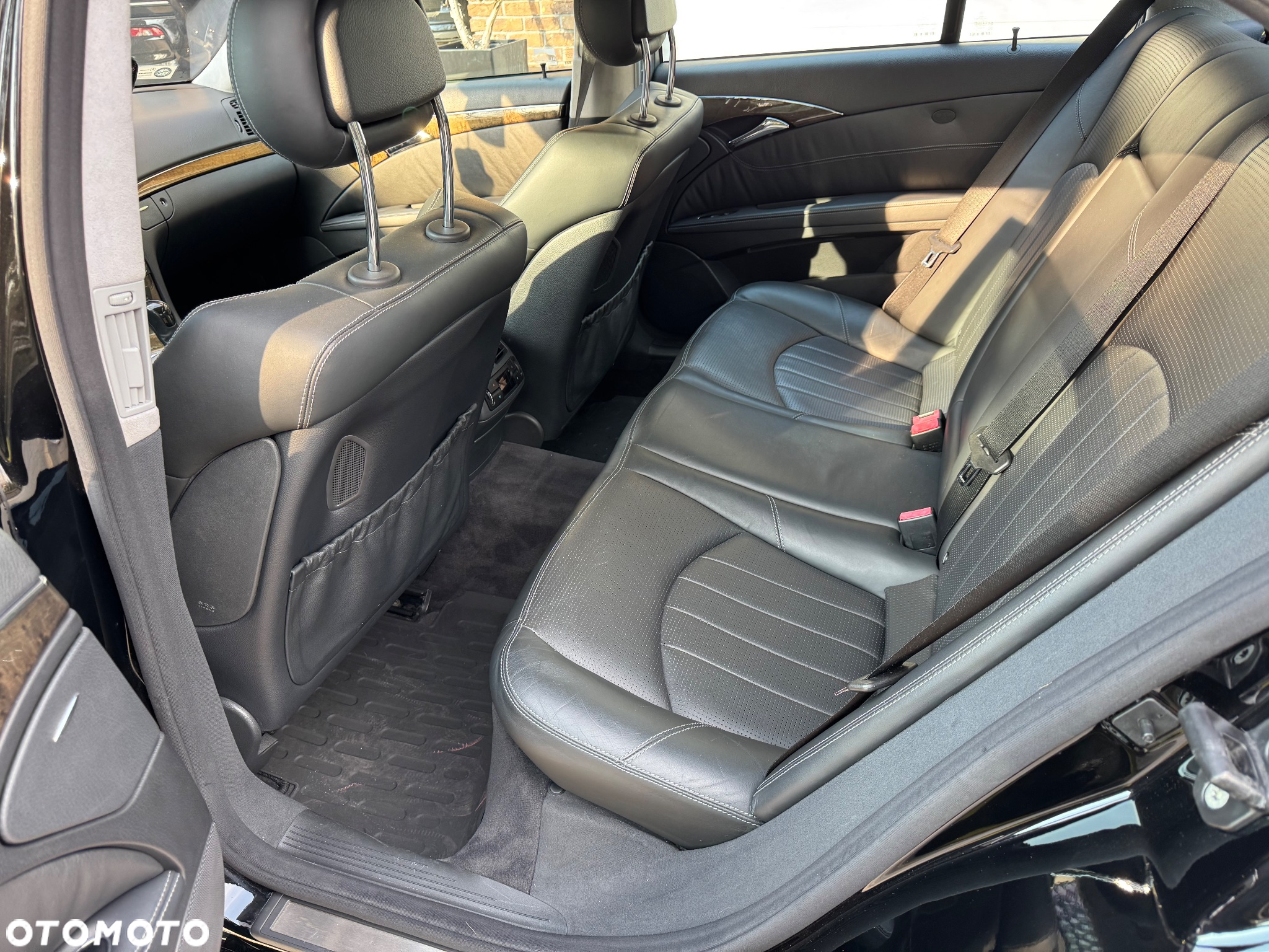 Mercedes-Benz Klasa E 55 AMG T Automatik - 13