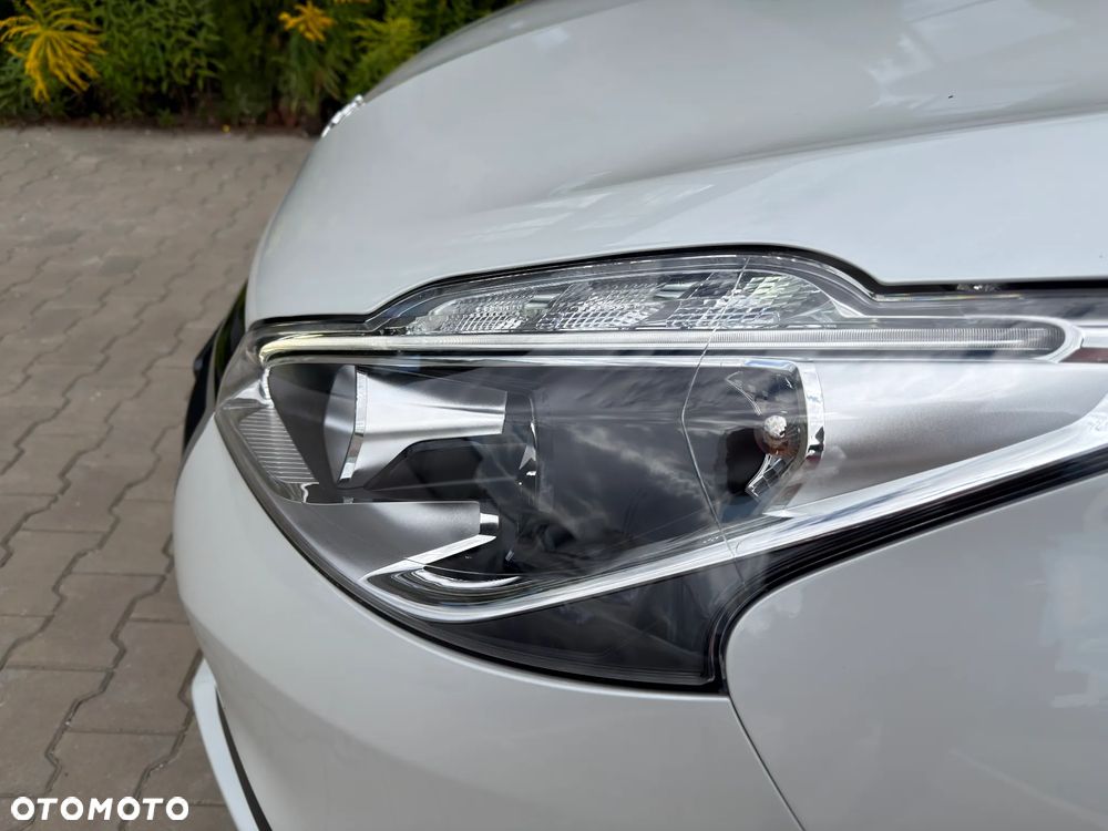 Peugeot 208 1.2 PureTech Allure S&S EAT6 - 3