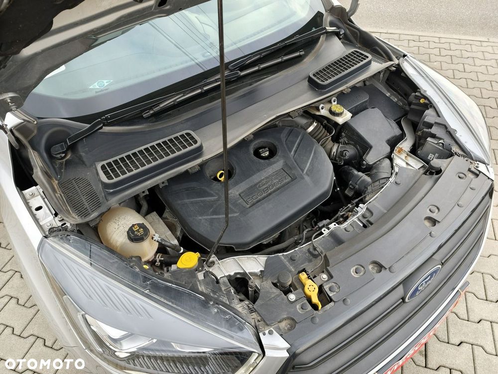 Ford Escape 2.0 EcoBoost AWD Titanium - 33