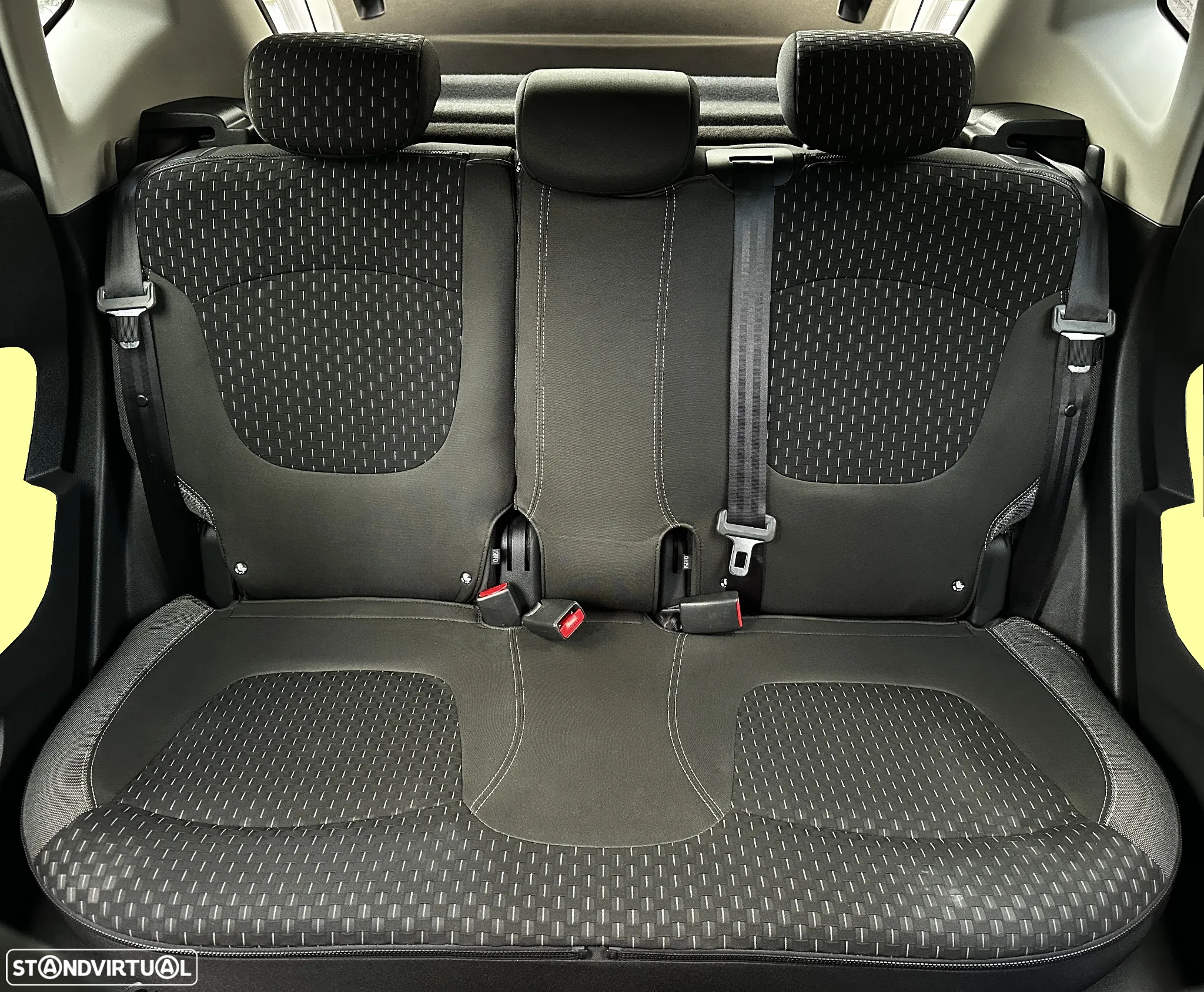 Renault Captur 0.9 TCE Exclusive - 37