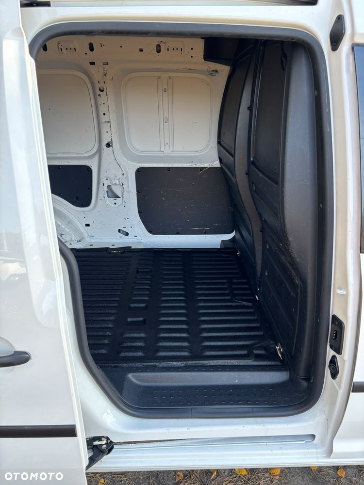 Volkswagen CADDY - 17