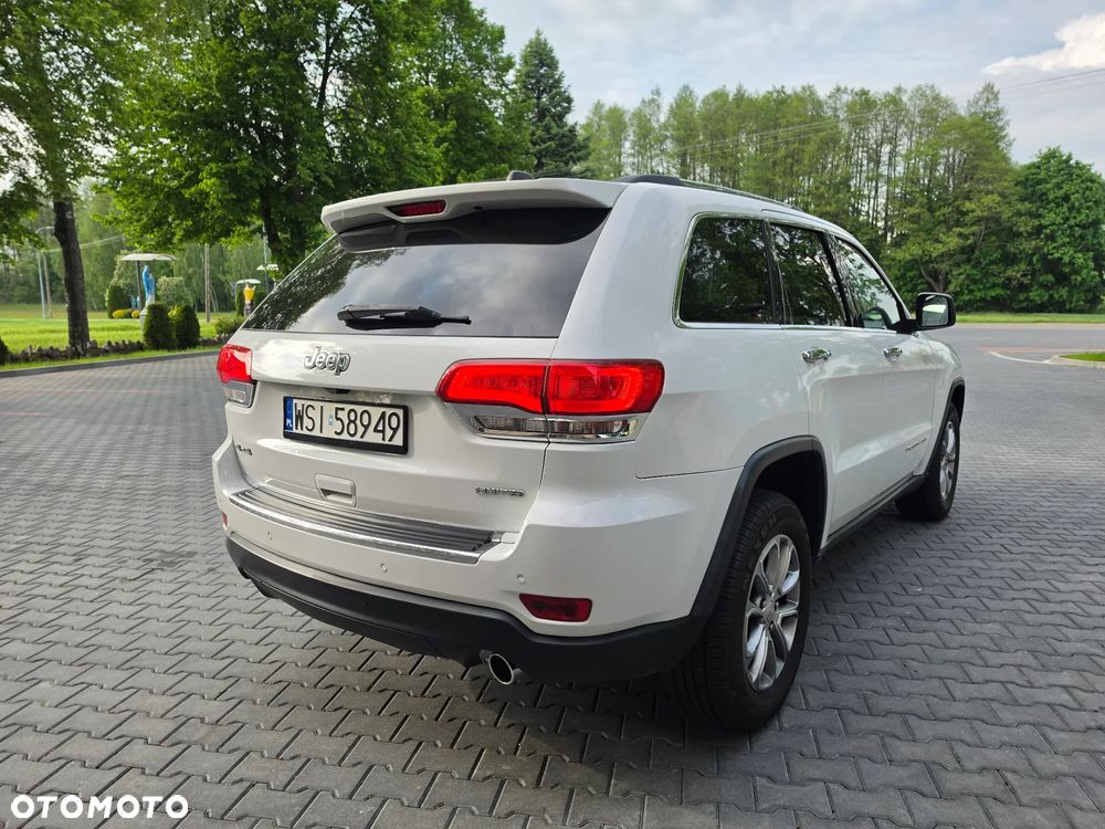 Jeep Grand Cherokee - 8