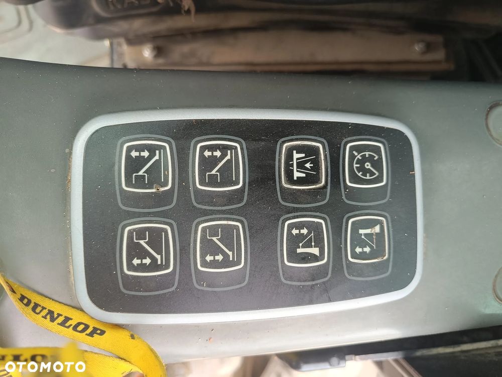 JCB JS160W - 10