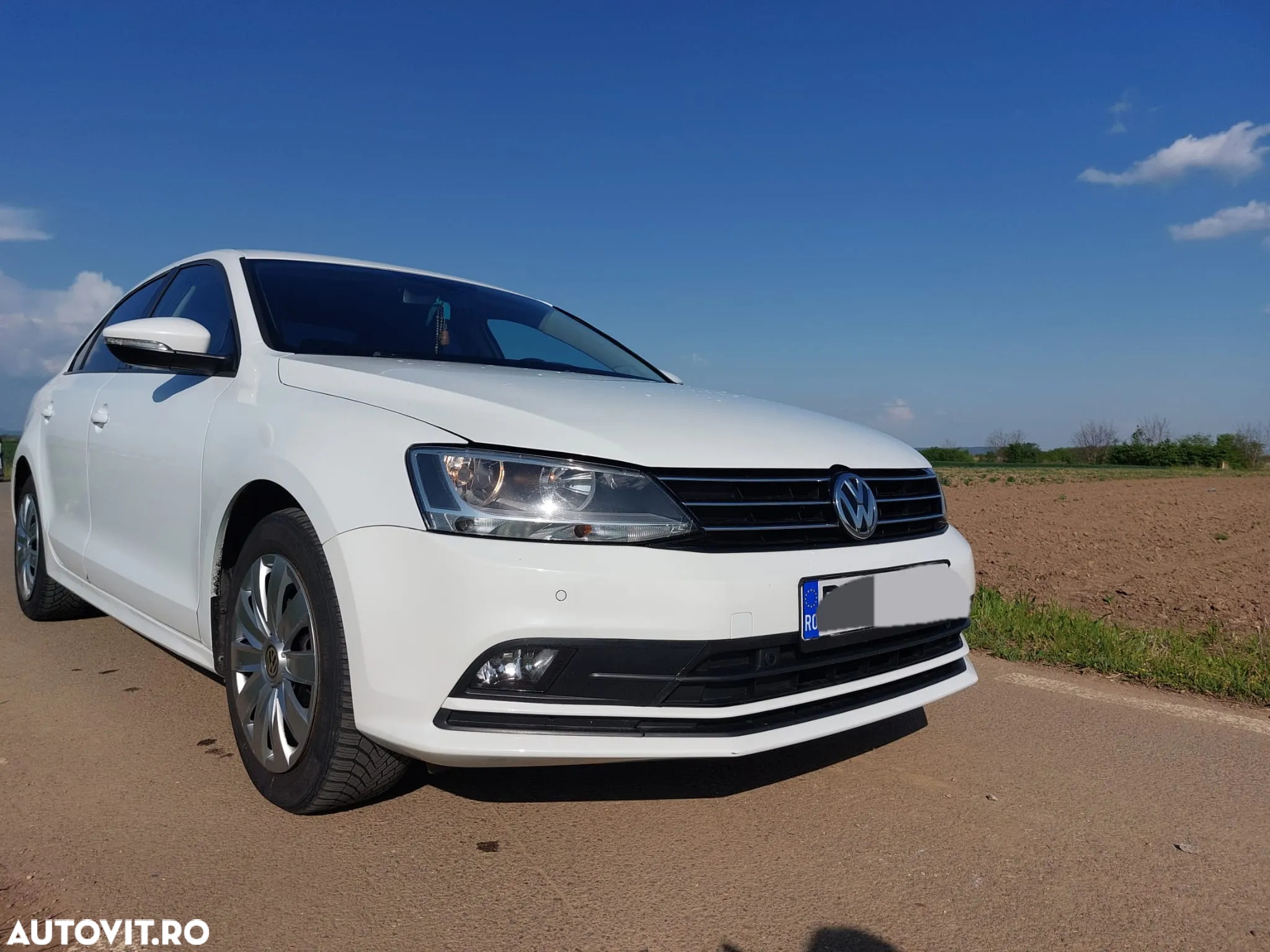 Volkswagen Jetta 1.2 TSI Comfortline - 6