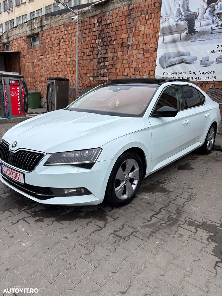 Skoda Superb 2.0 TDI DSG Sportline - 1