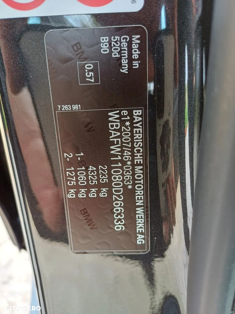 BMW Seria 5 520d Aut. Edition Fleet - 14