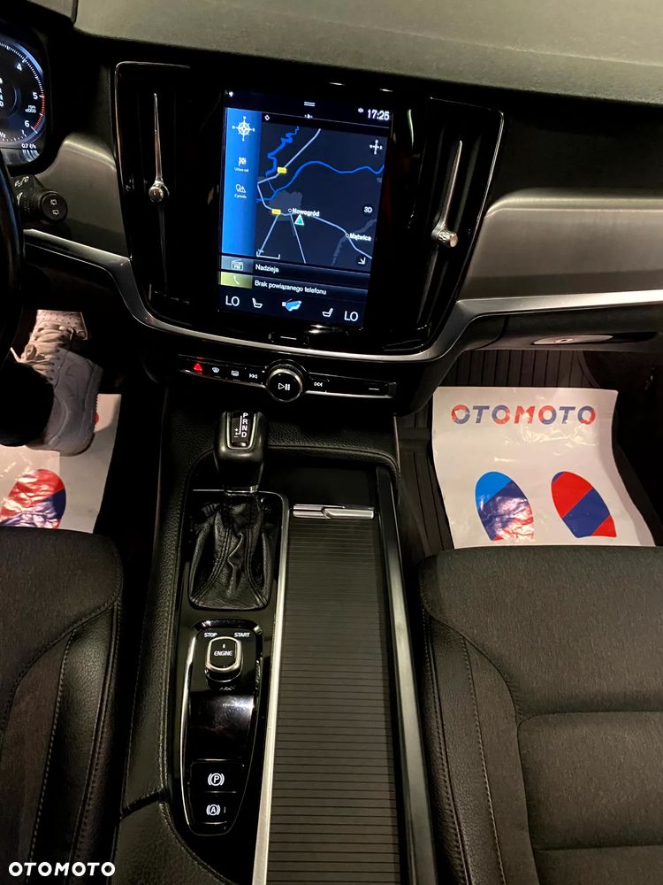 Volvo V90 D4 Inscription - 20