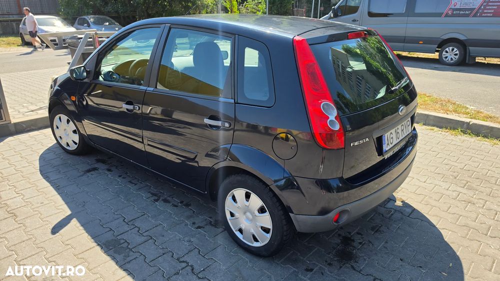 Ford Fiesta 1.4 TDCI Comfort - 9