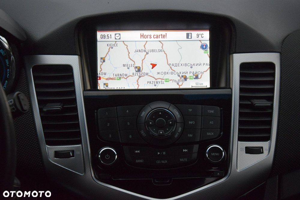 Chevrolet Cruze - 28