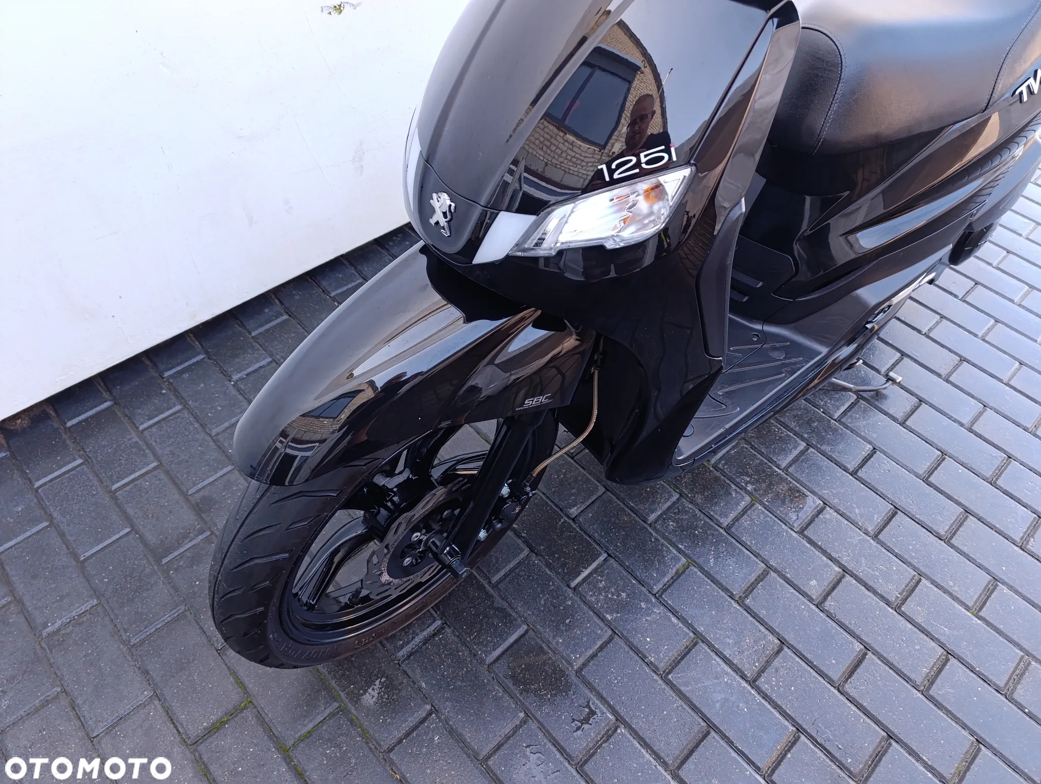Peugeot Tweet - 9