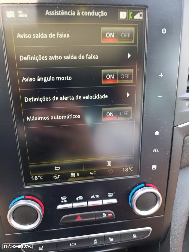 Renault Mégane Sport Tourer ENERGY dCi 110 Start & Stopp Bose Edition - 4