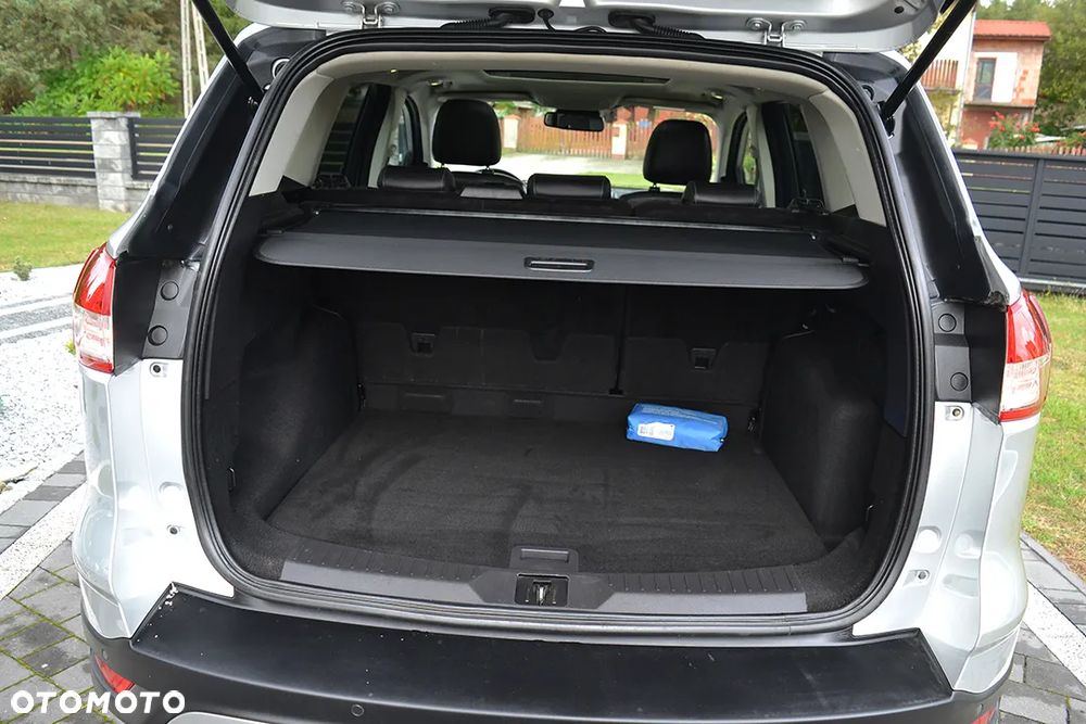 Ford Kuga 2.0 TDCi 2x4 Titanium - 20