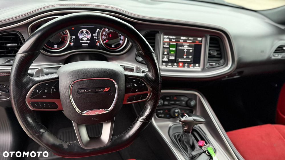 Dodge Challenger Automatik SRT 392 - 12