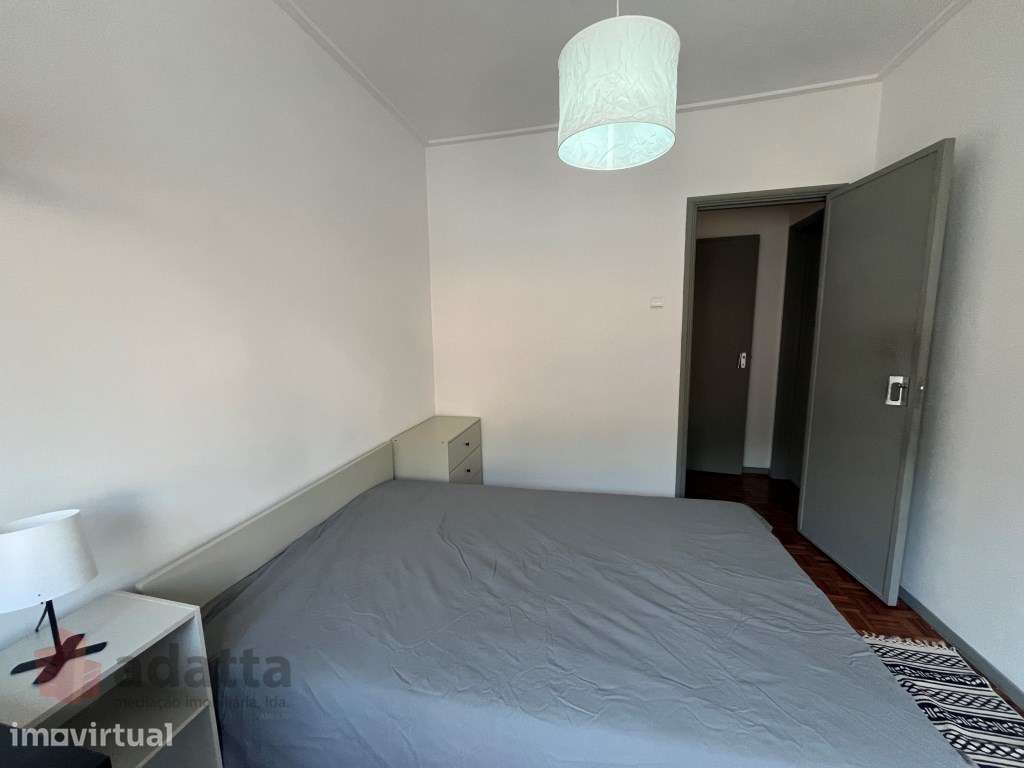 Quarto para arrendar na Baixa de Coimbra - Grande imagem: 2/15