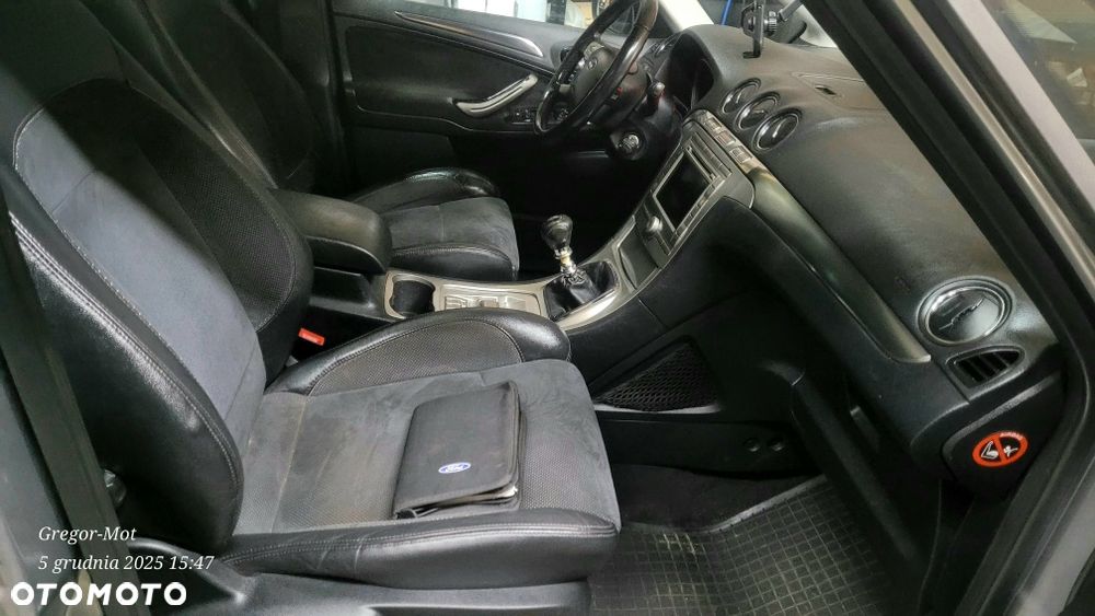 Ford S-Max - 6