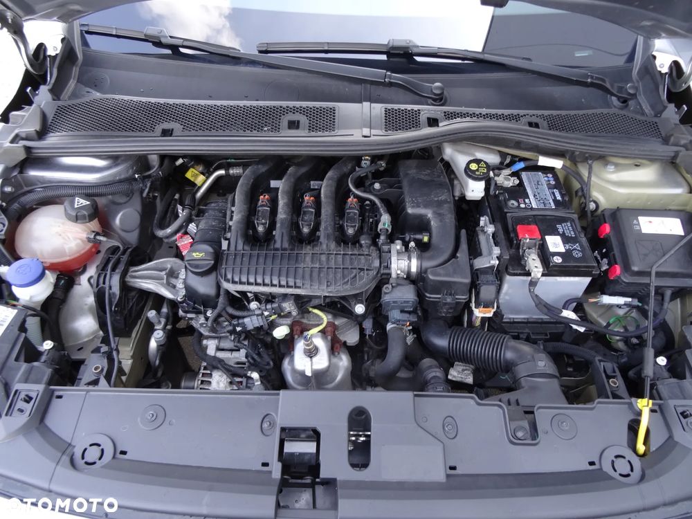 Peugeot 208 1.2 PureTech Style S&S - 18