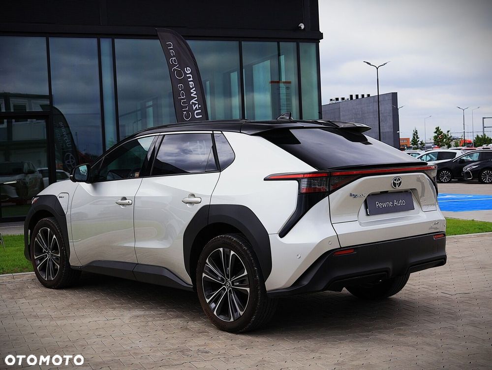 Toyota bZ4X 71.4kWh 4x4 Executive - 7