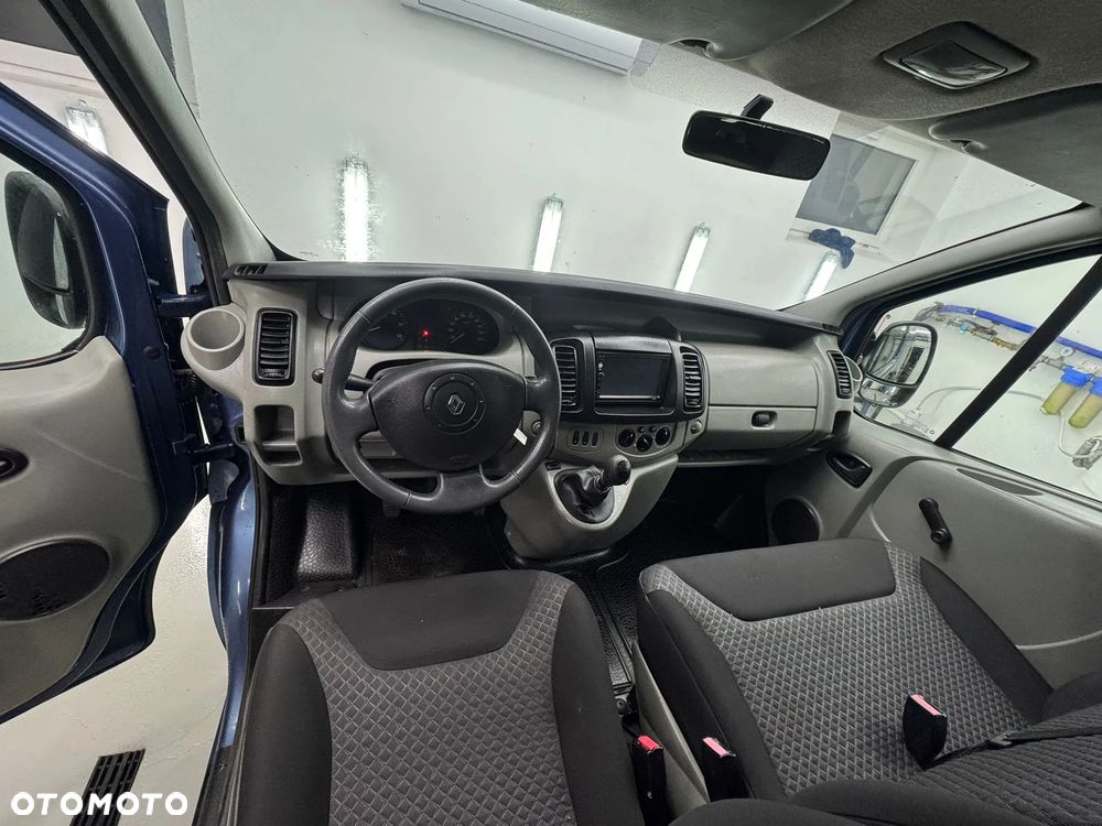 Renault Trafic - 6