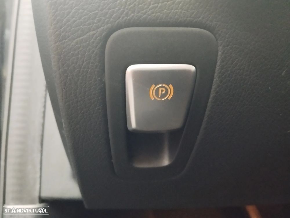 Mercedes-Benz C 300 de Avantgarde - 18