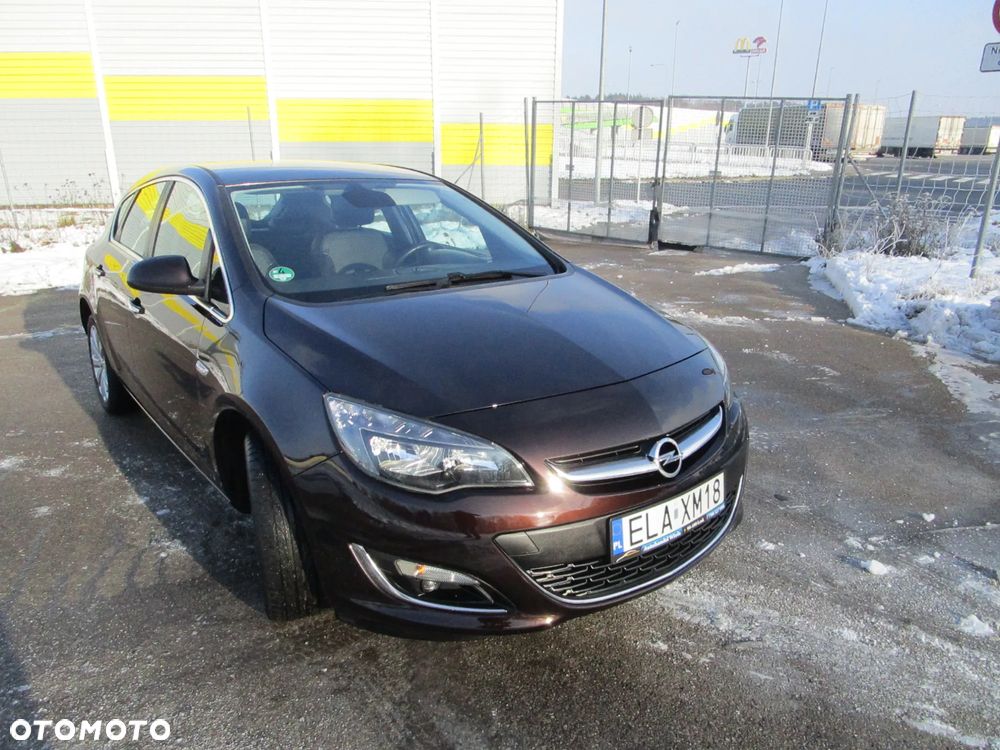 Opel Astra 1.4 T Cosmo - 6
