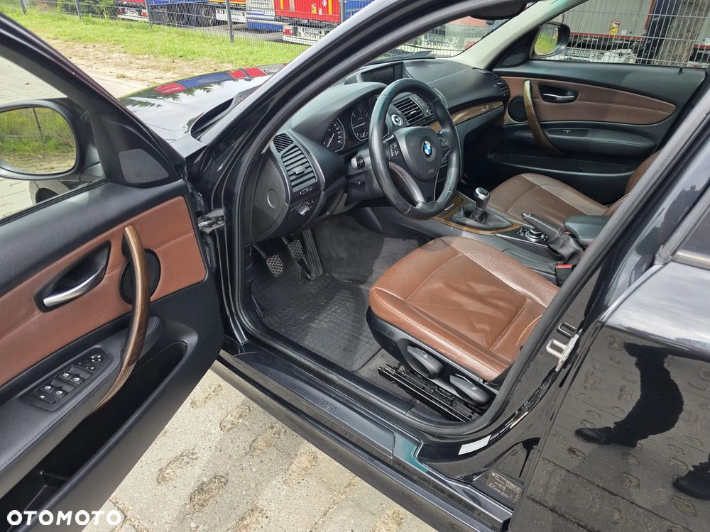 BMW Seria 1 120d - 3