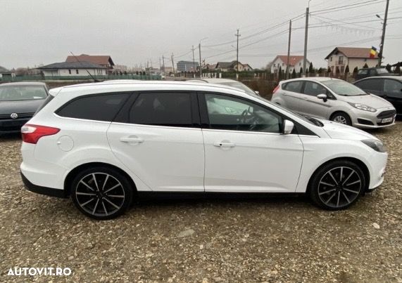 Ford Focus 1.6 EcoBoost Start-Stopp-System Titanium - 13