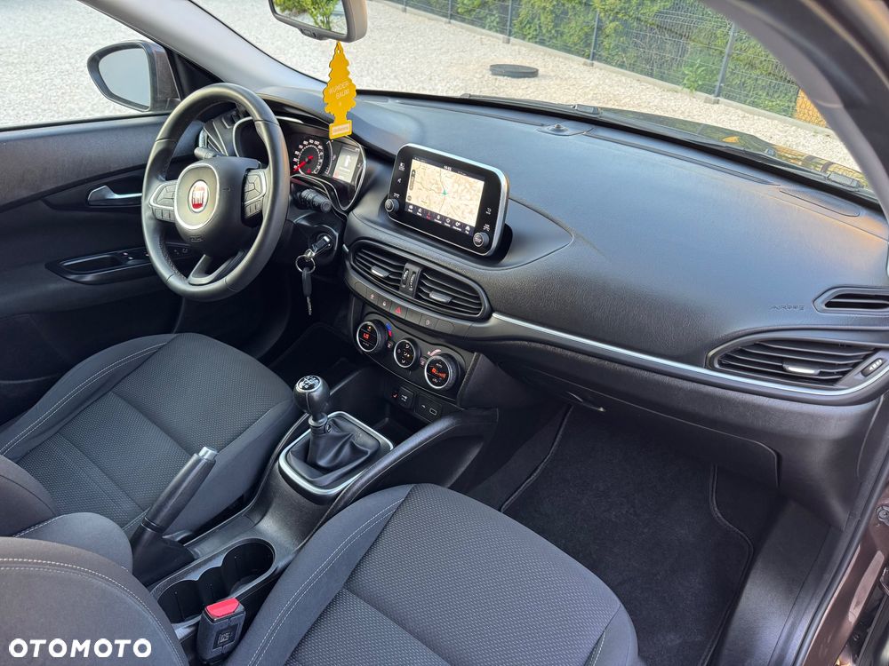 Fiat Tipo 1.4 T-Jet Business Line - 19
