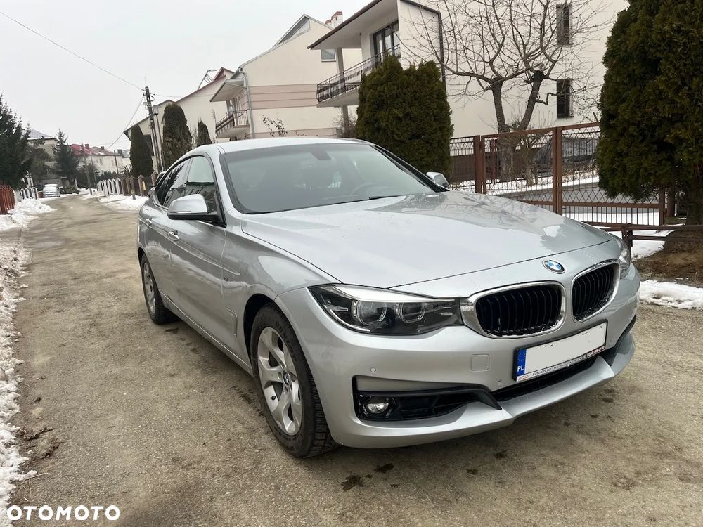 BMW 3GT 320i - 3