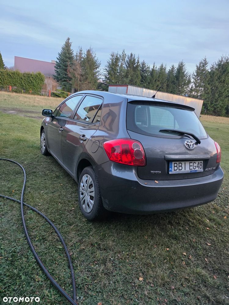 Toyota Auris - 3