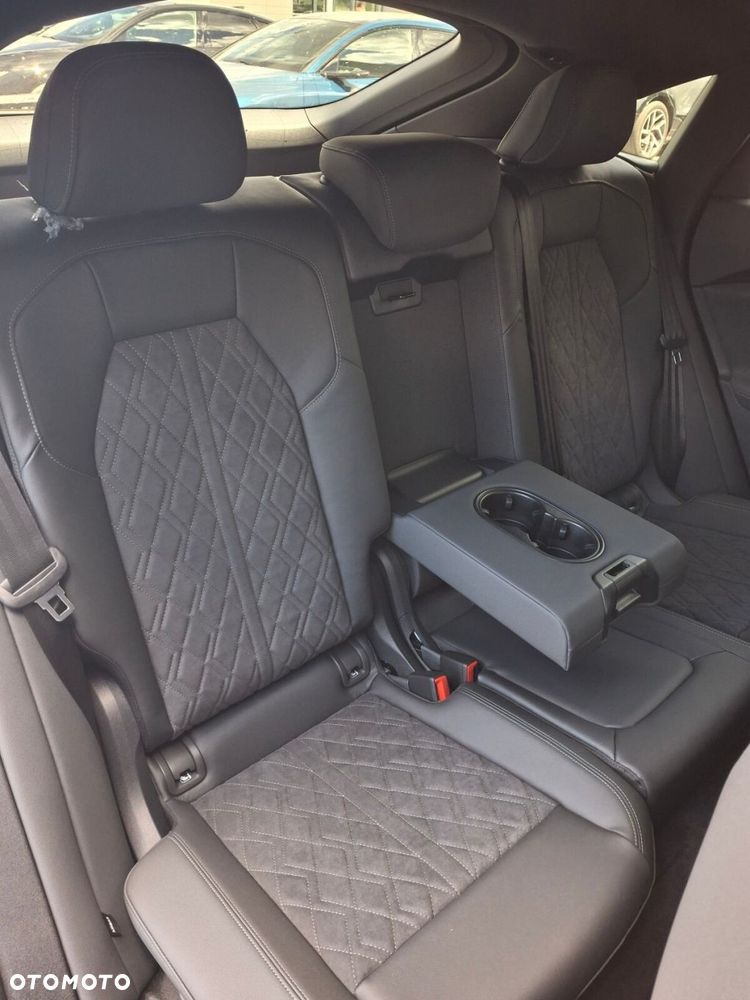Audi Q5 Sportback - 18