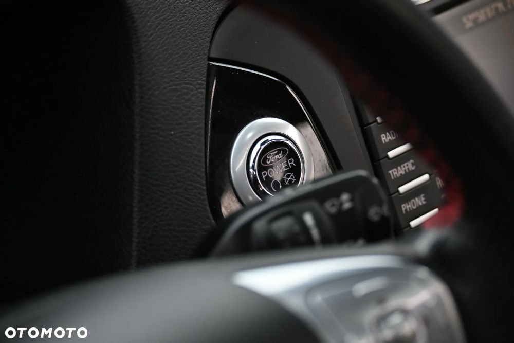 Ford Mondeo 2.0 EcoBoost Titanium S - 33