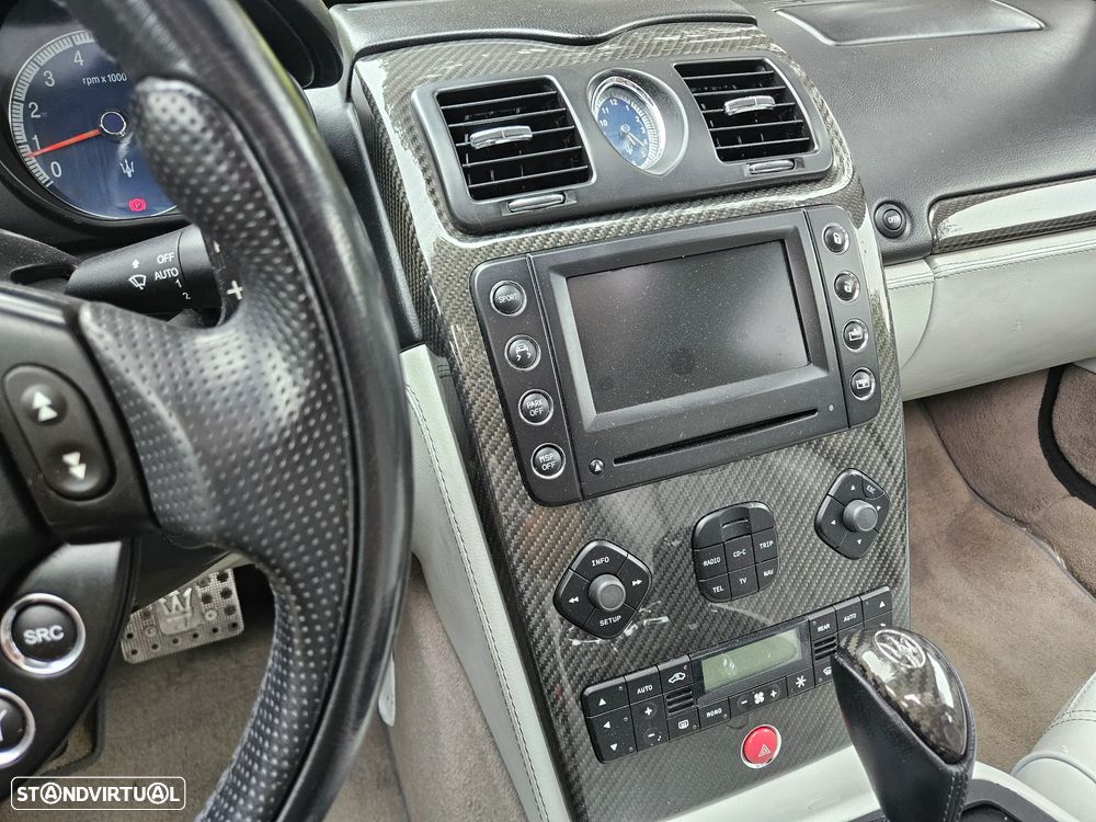 Maserati Quattroporte 4.2 V8 Sport GT Aut. - 16