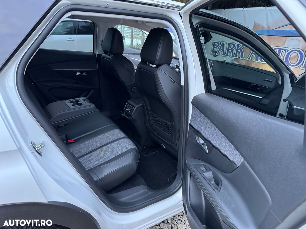 Peugeot 3008 1.2 PureTech Turbo S&S GT-Line - 24