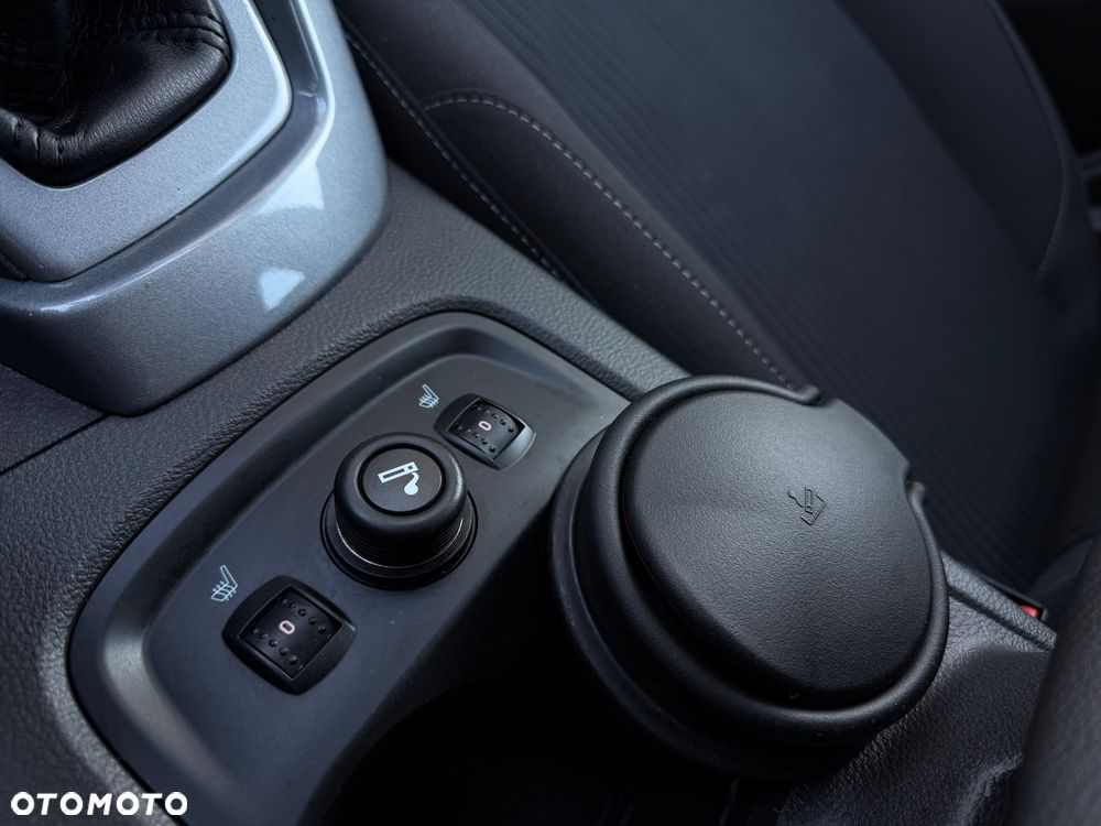 Ford Focus 1.6 EcoBoost Start-Stopp-System Titanium - 25