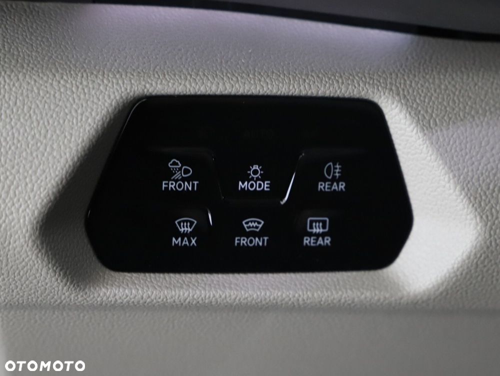 Volkswagen Multivan - 19