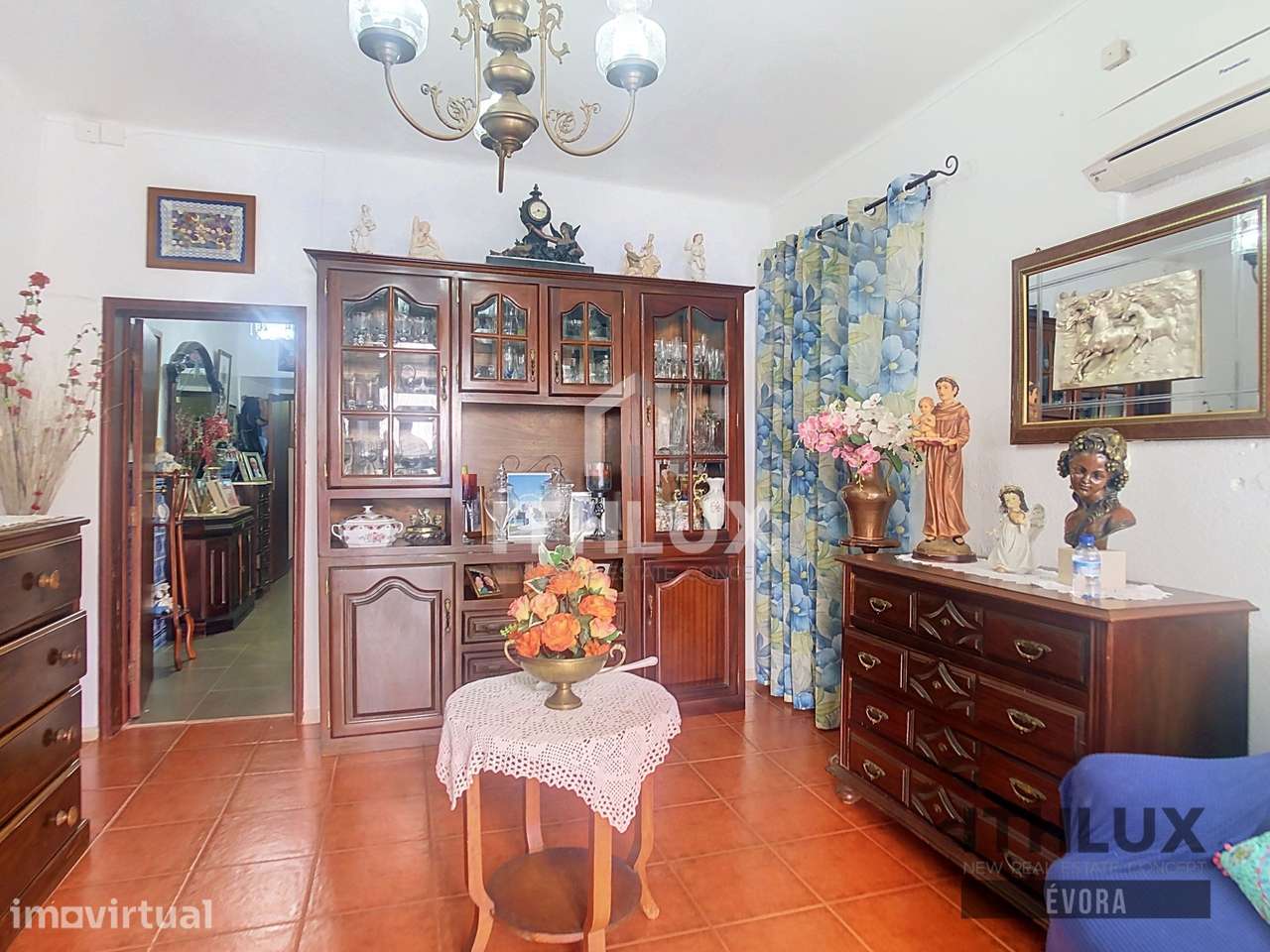 Apartamento T1 com 88,5 m² e Potencial para T2 no Centro de Rio de Moi - Grande imagem: 2/9